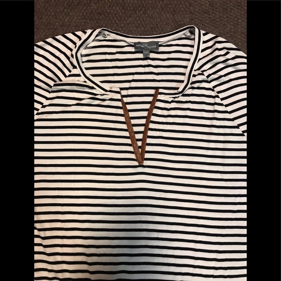 Stripped Quarter length top - Picture 1 of 3